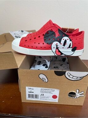 Disney & Native. Jefferson Print Kids' Slip-On Sneakers - Red Mickey Mouse. NWT